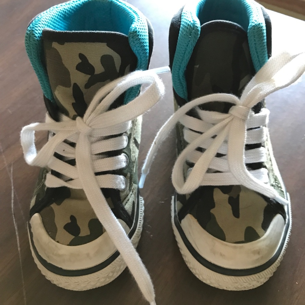 Little Boys shoes size 9